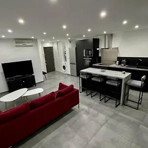 Appartement 3 Pieces Refait A Neuf. Centre-ville., Menton